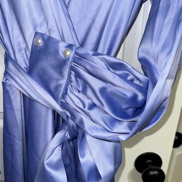 Chic Bump Club Iced Blue Maxi Long Sleeve Maternity Gown - Picture 5 of 7